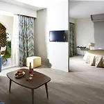 Alexandra 4* 포토스